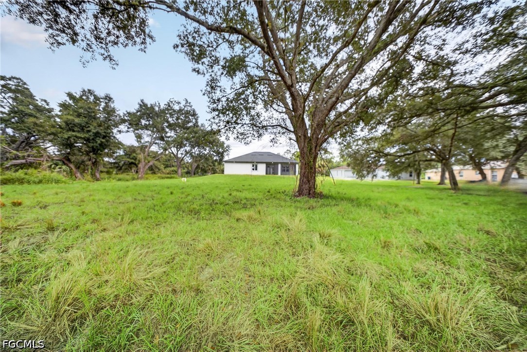 4 Bed SingleFamilyResidence for Sale in Lehigh Acres, photo 39