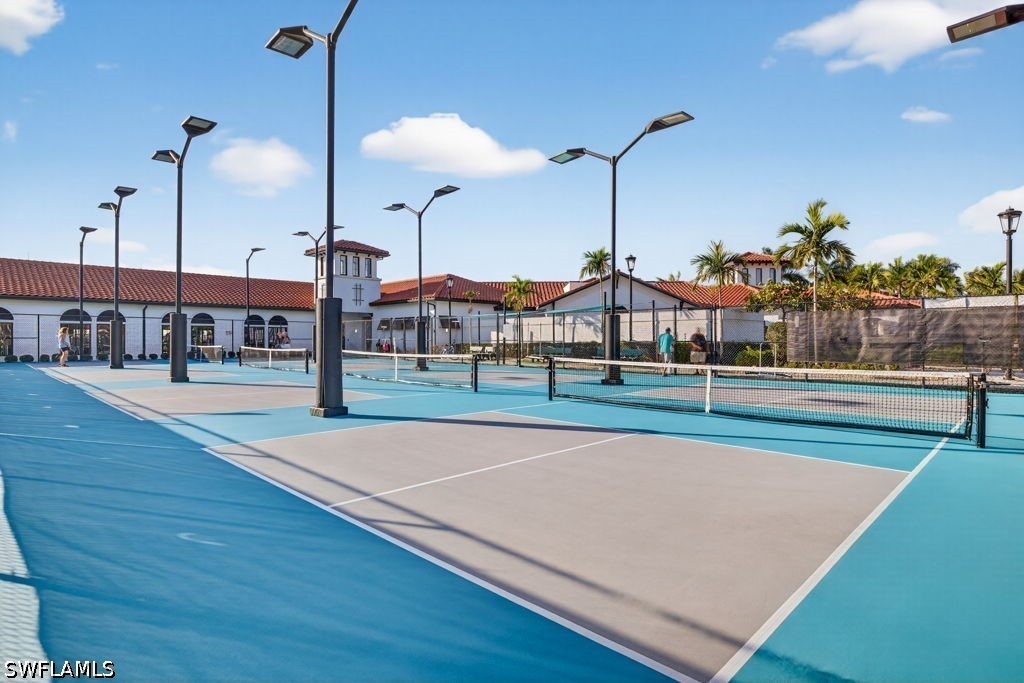 3 Bed Condominium for Sale in Fort Myers, photo 39