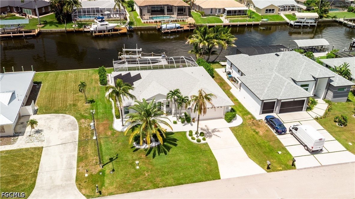 3 Bed Pool Home for Sale in Cape Coral, photo 39