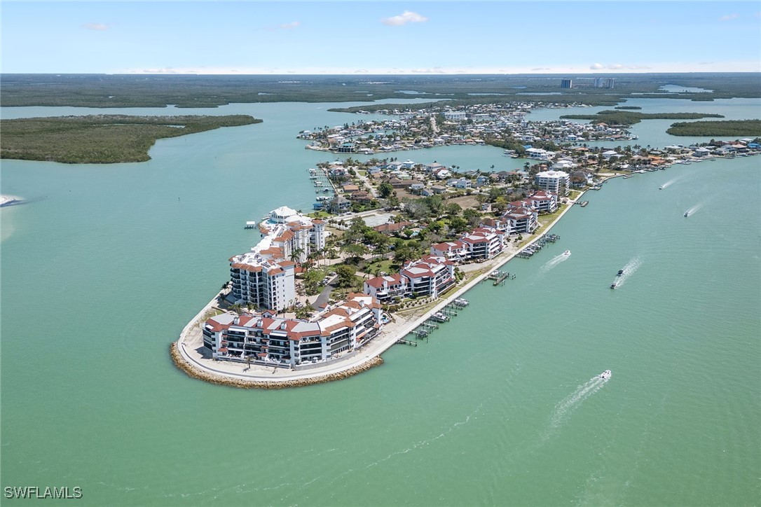 2 Bed Waterfront Home for Sale in La Peninsula, photo 40