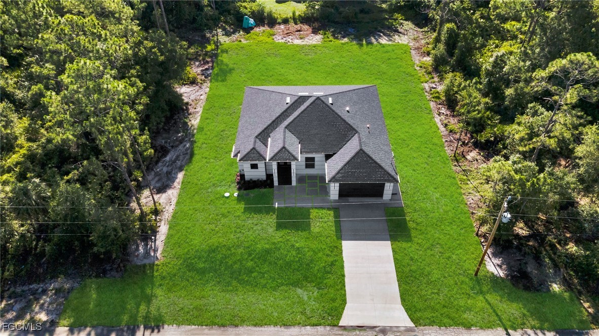 4 Bed SingleFamilyResidence for Sale in Lehigh Acres, photo 40
