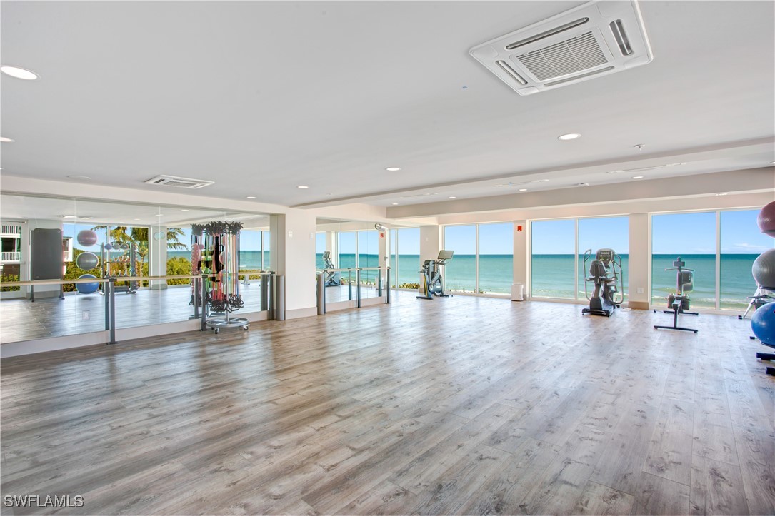 3 Bed Waterfront Home for Sale in Barefoot Beach Club, photo 40