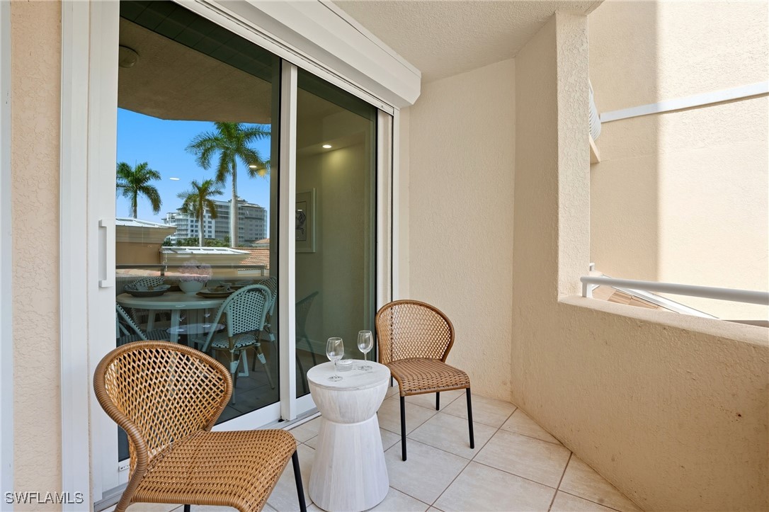 3 Bed Waterfront Home for Sale in Naples, photo 40