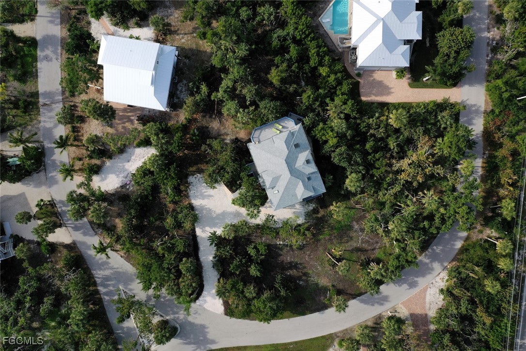 4 Bed SingleFamilyResidence for Sale in Sanibel Bayous, photo 40