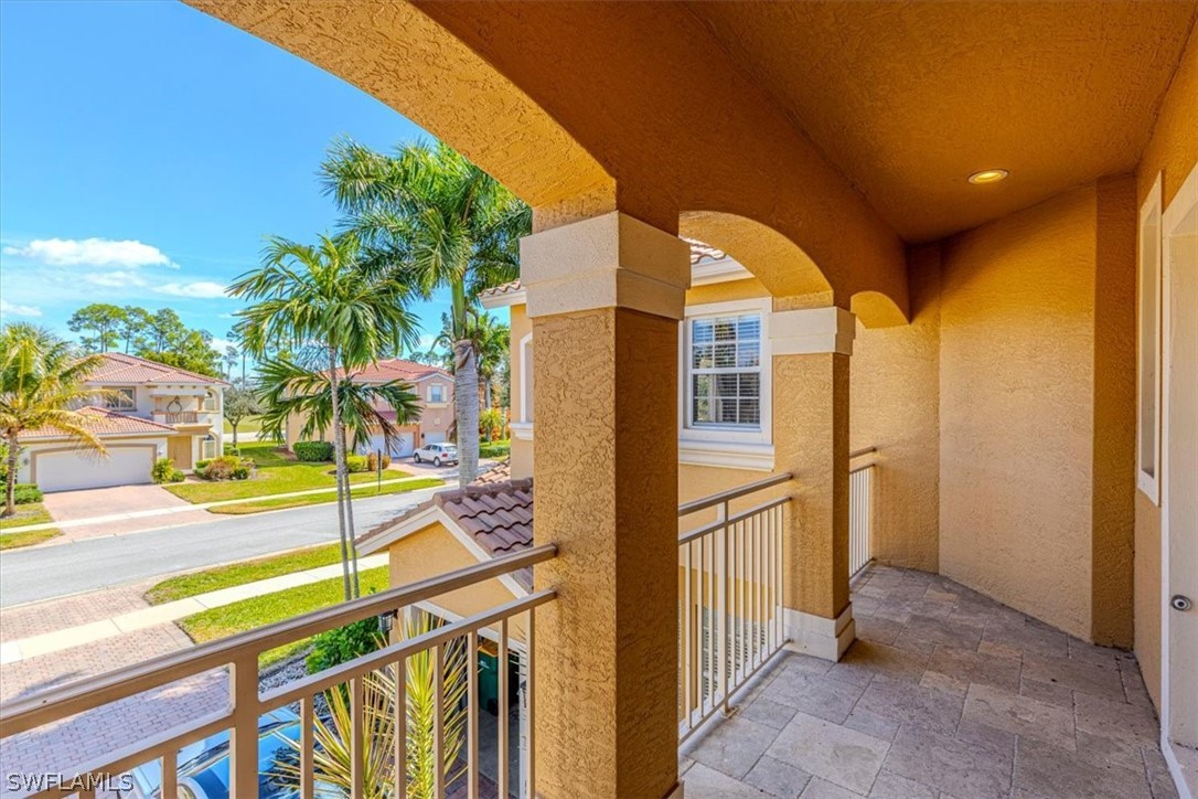 5 Bed SingleFamilyResidence for Sale in Naples, photo 40