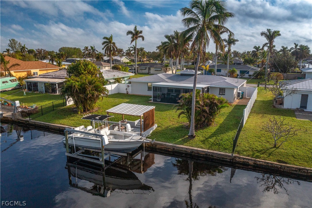 3 Bed Waterfront Home for Sale in Cape Coral, photo 40