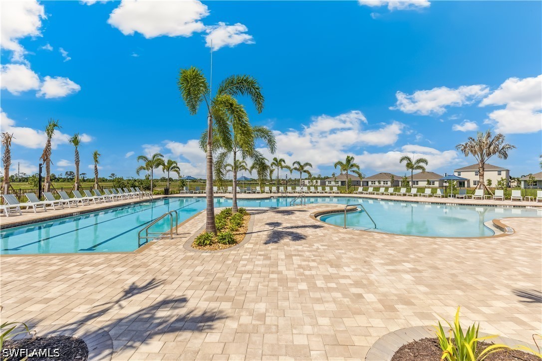 4 Bed Waterfront Home for Sale in Coral Bay, photo 40