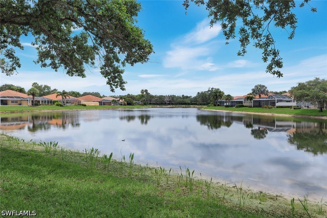 4 Bed Pool Home for Sale in Island Walk, photo 40