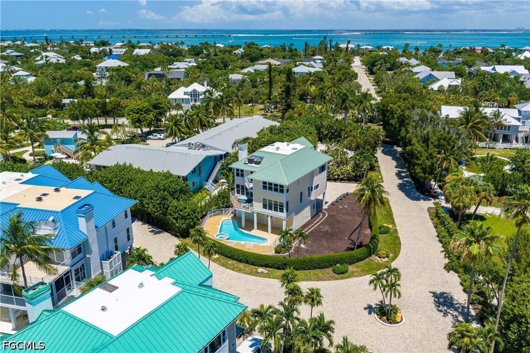 4 Bed Pool Home for Sale in Sanibel, photo 40