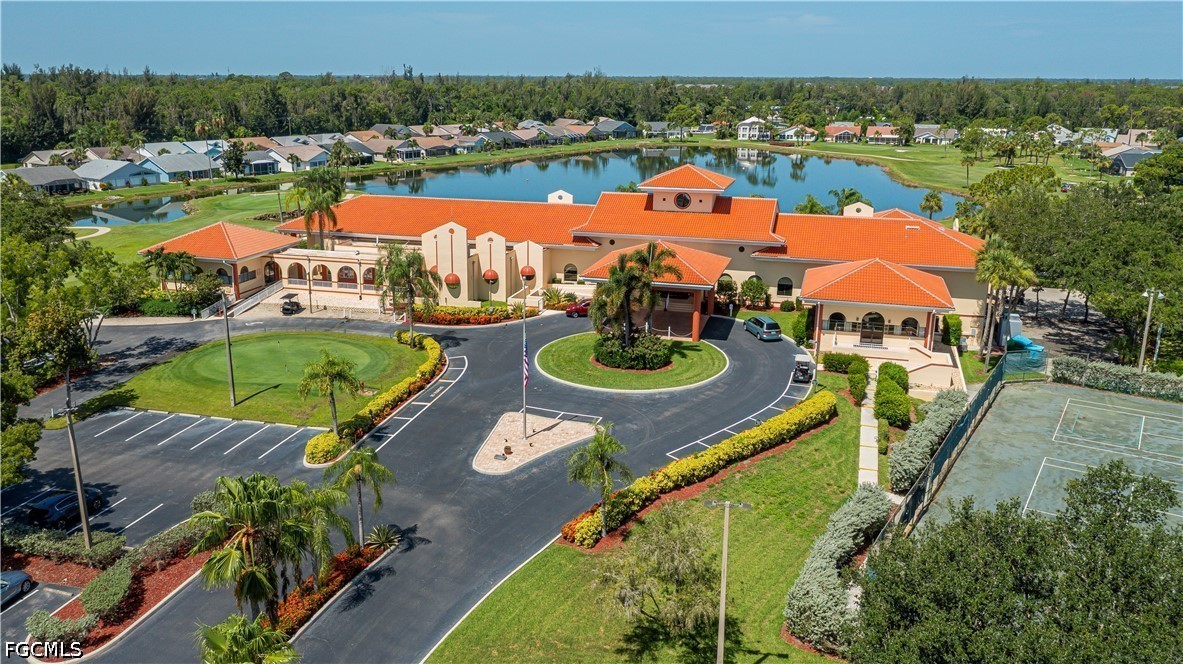 2 Bed SingleFamilyResidence for Sale in North Fort Myers, photo 40