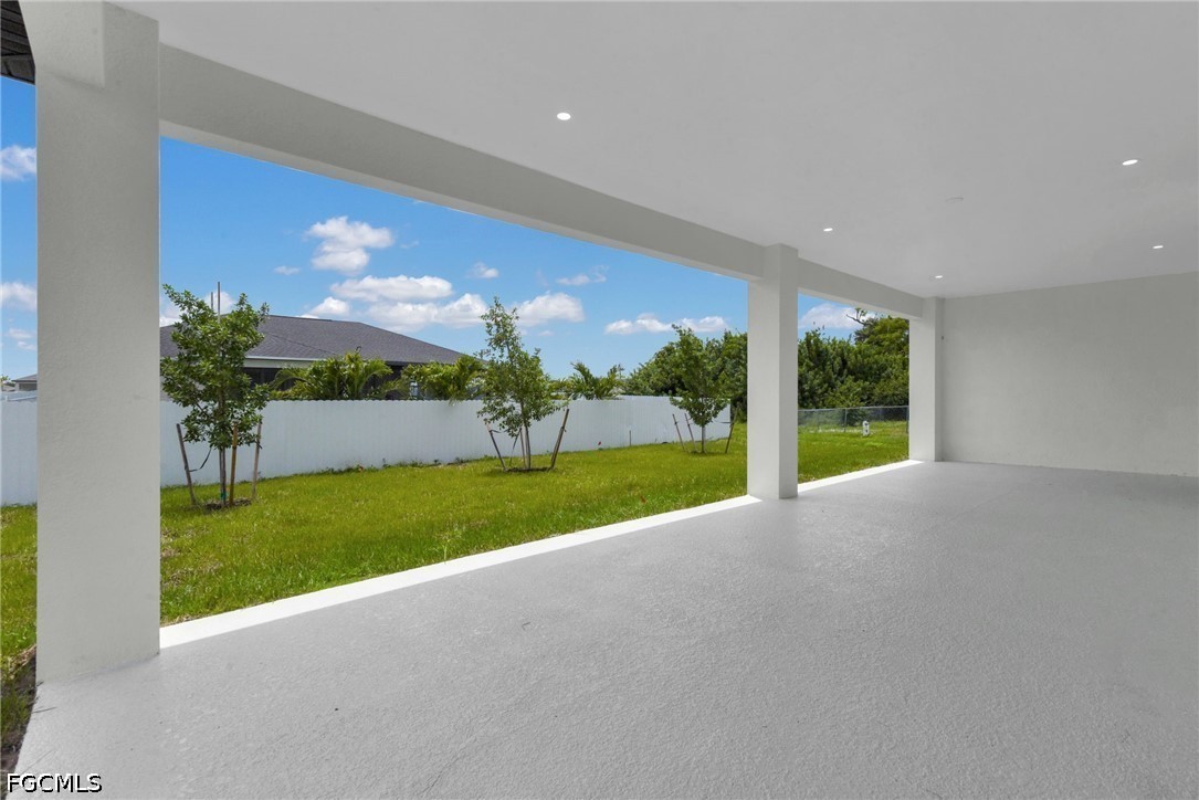 4 Bed SingleFamilyResidence for Sale in Cape Coral, photo 40