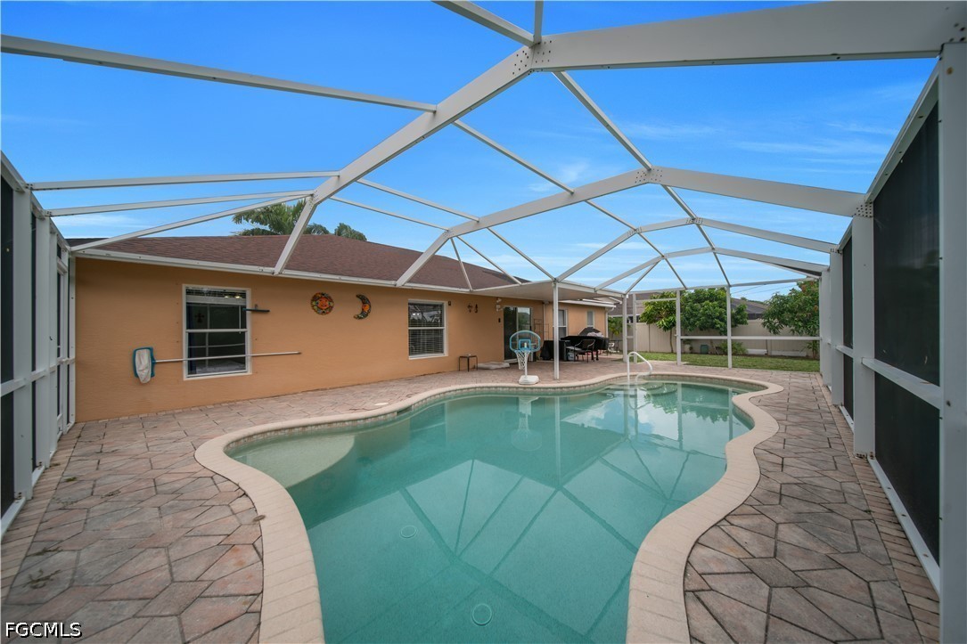 3 Bed Pool Home for Sale in Cape Coral, photo 40