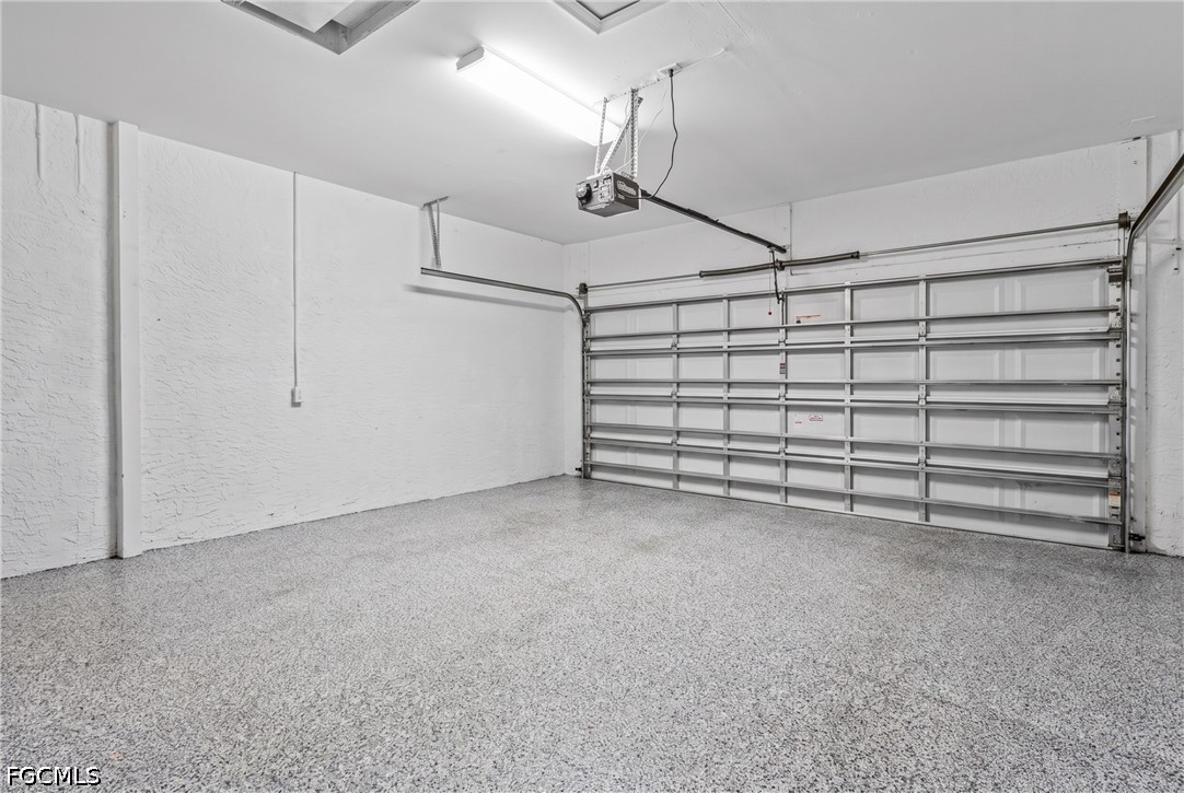 3 Bed Pool Home for Sale in Westminster, photo 40