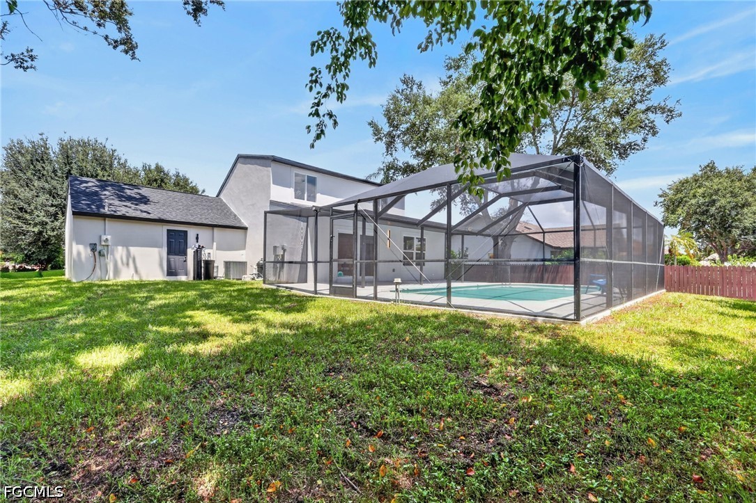 3 Bed Pool Home for Sale in San Carlos Park, photo 40