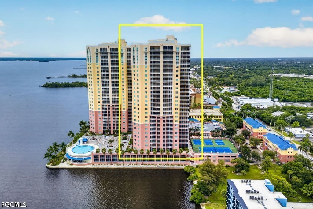 3 Bed Waterfront Home for Sale in Riviera, photo 40