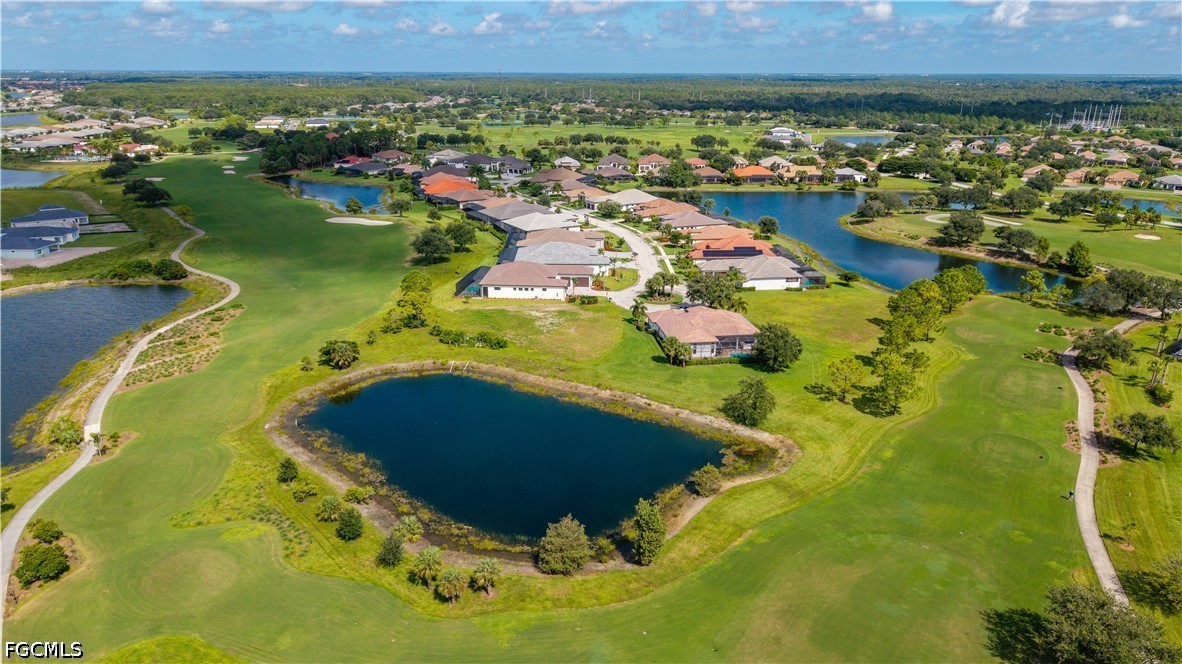 3 Bed Pool Home for Sale in Country Club, photo 40