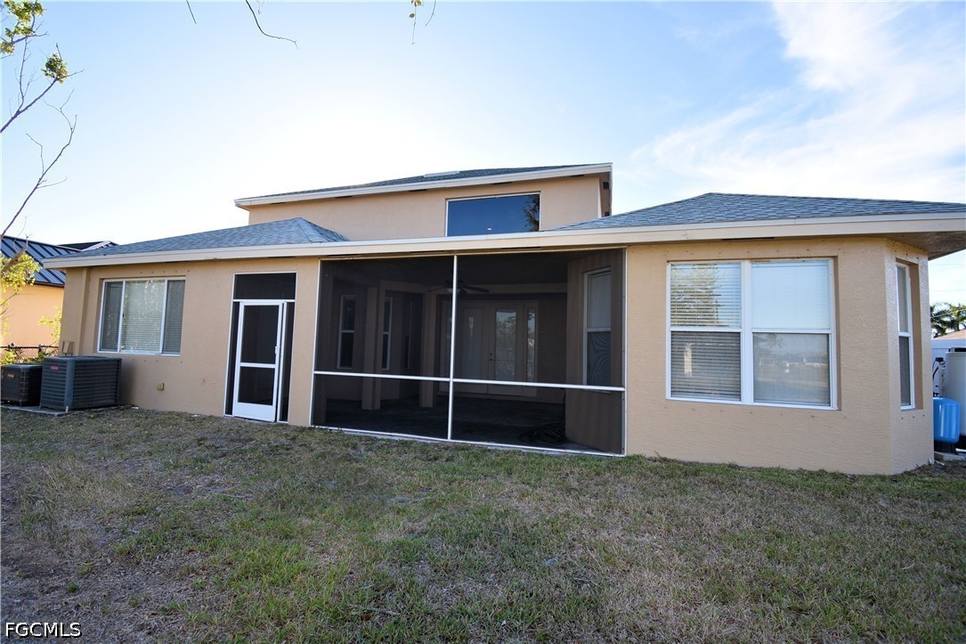 4 Bed SingleFamilyResidence for Sale in Cape Coral, photo 40