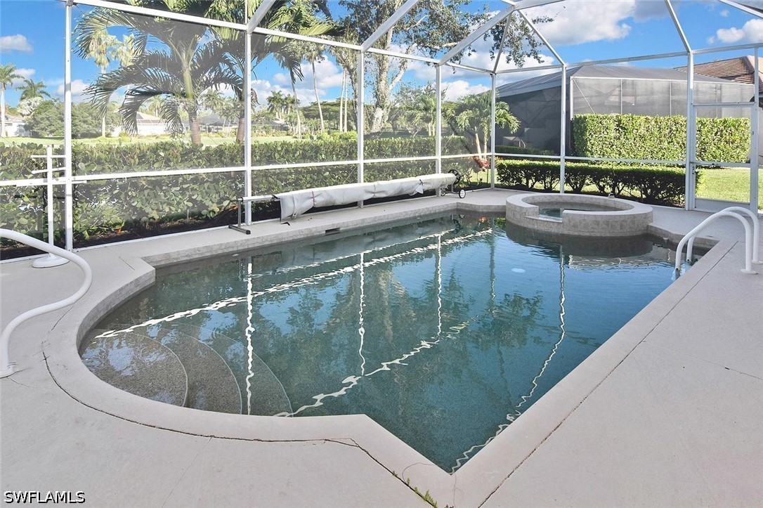 2 Bed Pool Home for Sale in Veranda, photo 40
