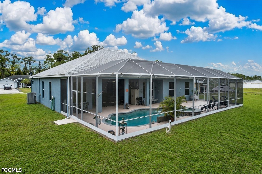 3 Bed Pool Home for Sale in Lehigh Acres, photo 40