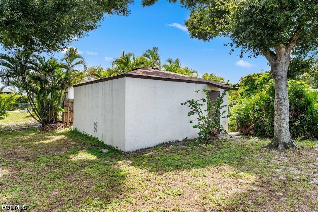 3 Bed SingleFamilyResidence for Sale in San Carlos Park, photo 40