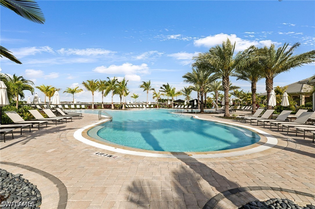 2 Bed Waterfront Home for Sale in Fort Myers, photo 40