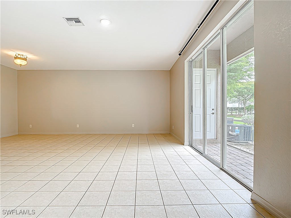 3 Bed Townhouse for Sale in Colonnade At Forum, photo 5