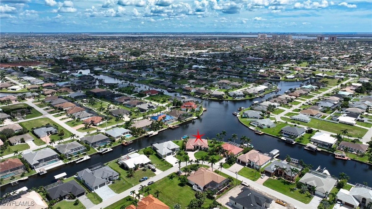 3 Bed Pool Home for Sale in Cape Coral, photo 5