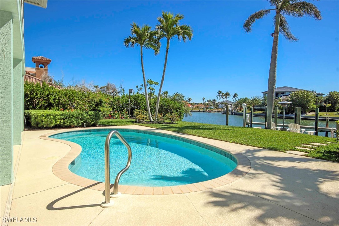 3 Bed Pool Home for Sale in Shell Harbor, photo 5