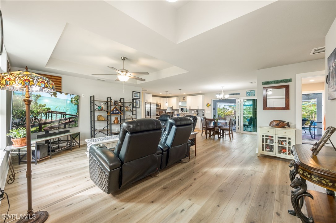 3 Bed Pool Home for Sale in Gator Circle, photo 5