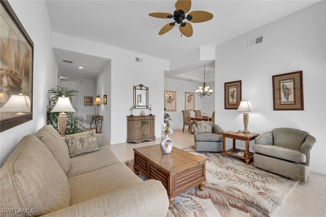 3 Bed Waterfront Home for Sale in Fort Myers, photo 5