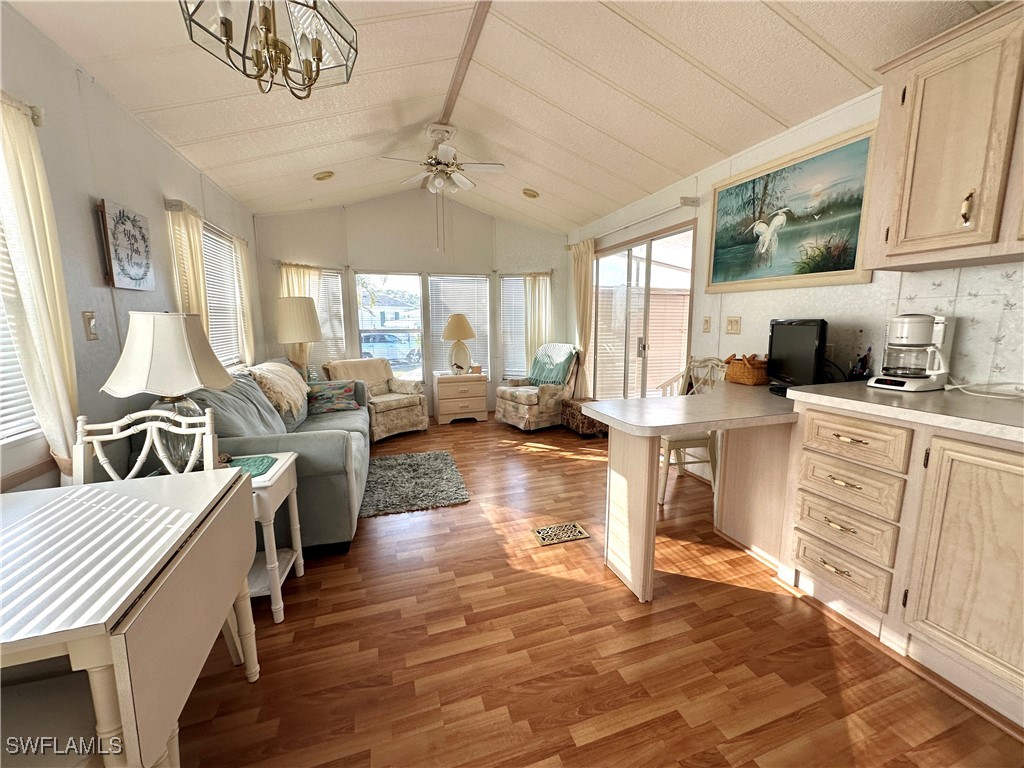 1 Bed ManufacturedHome for Sale in Estero, photo 5