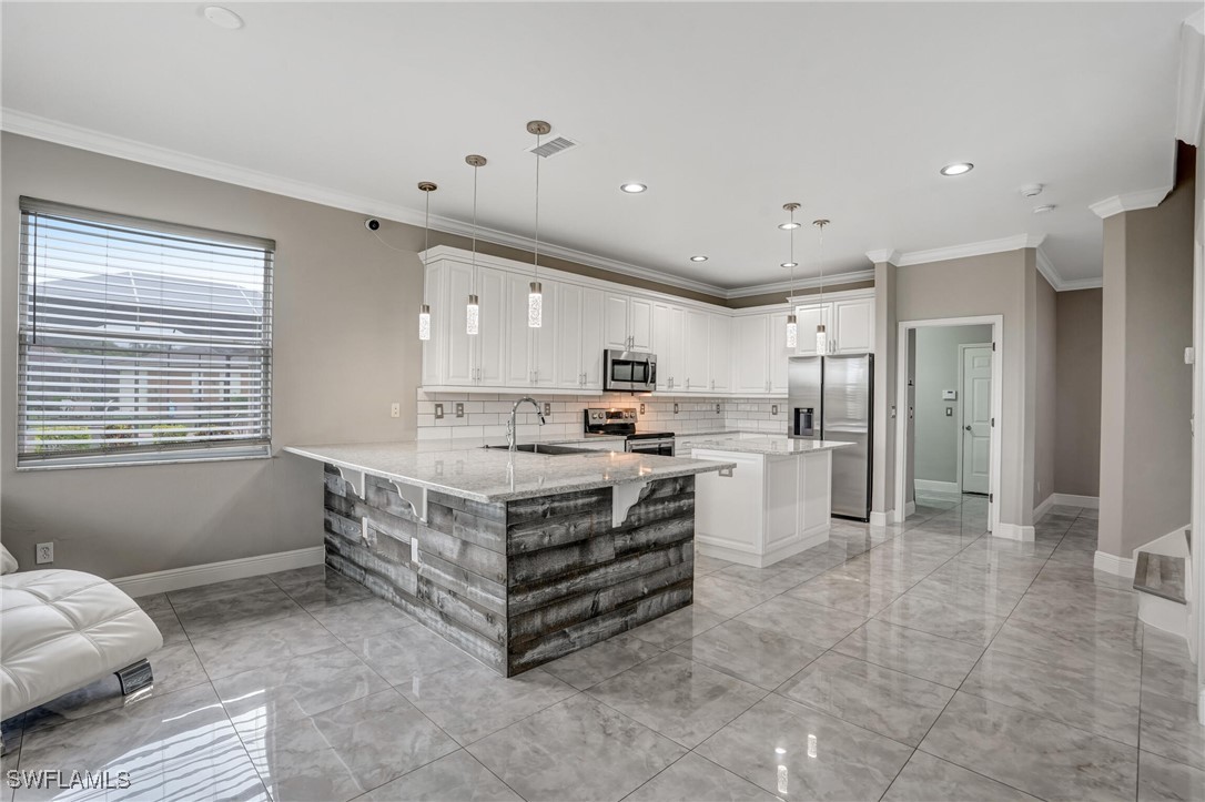 4 Bed Pool Home for Sale in Westminster, photo 5