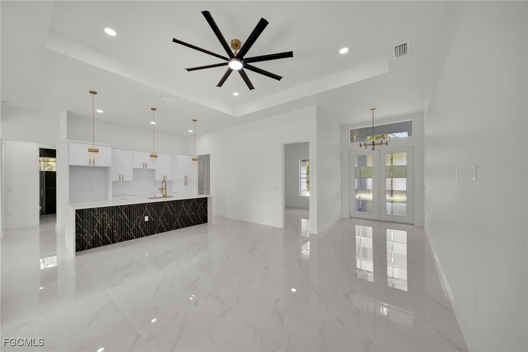 4 Bed SingleFamilyResidence for Sale in Lehigh Acres, photo 5