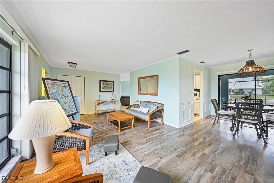 2 Bed Pool Home for Sale in Punta Gorda Isles, photo 5
