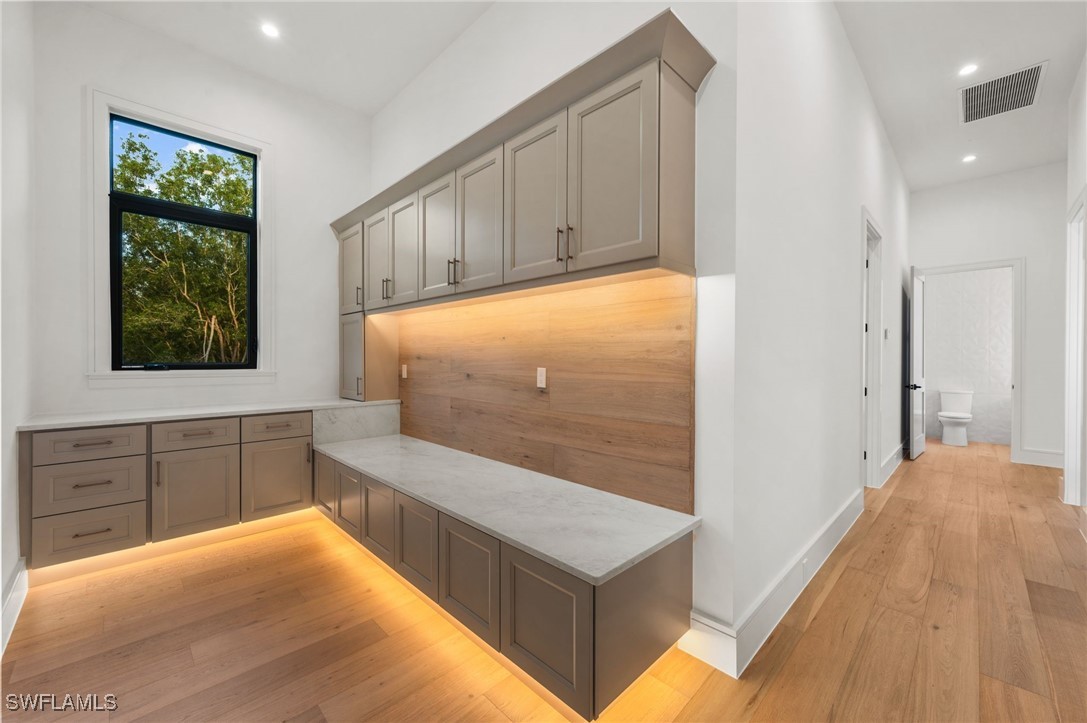 4 Bed Pool Home for Sale in Naples, photo 5
