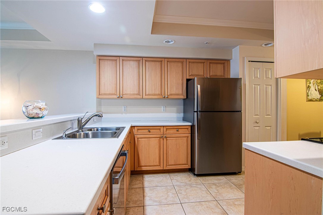 2 Bed Waterfront Home for Sale in Cape Coral, photo 5