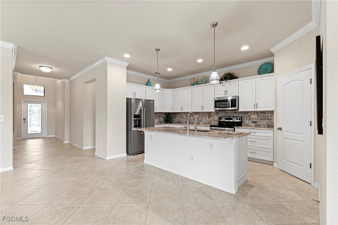 4 Bed Pool Home for Sale in Reflection Isles, photo 5