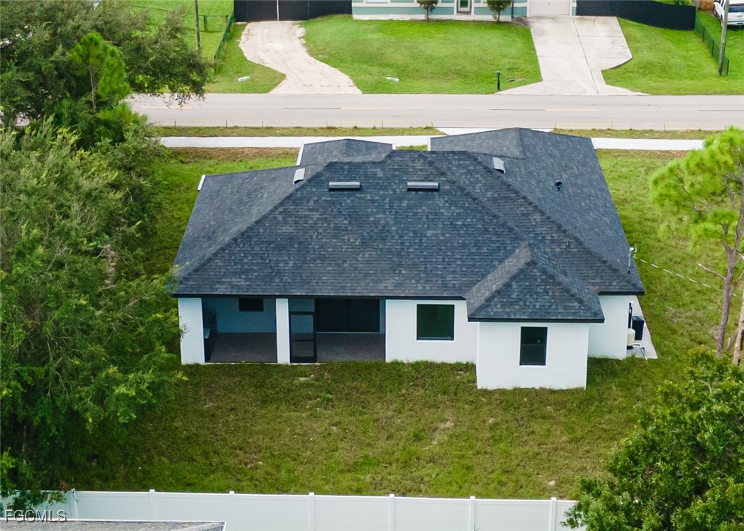 3 Bed SingleFamilyResidence for Sale in Lehigh Acres, photo 5