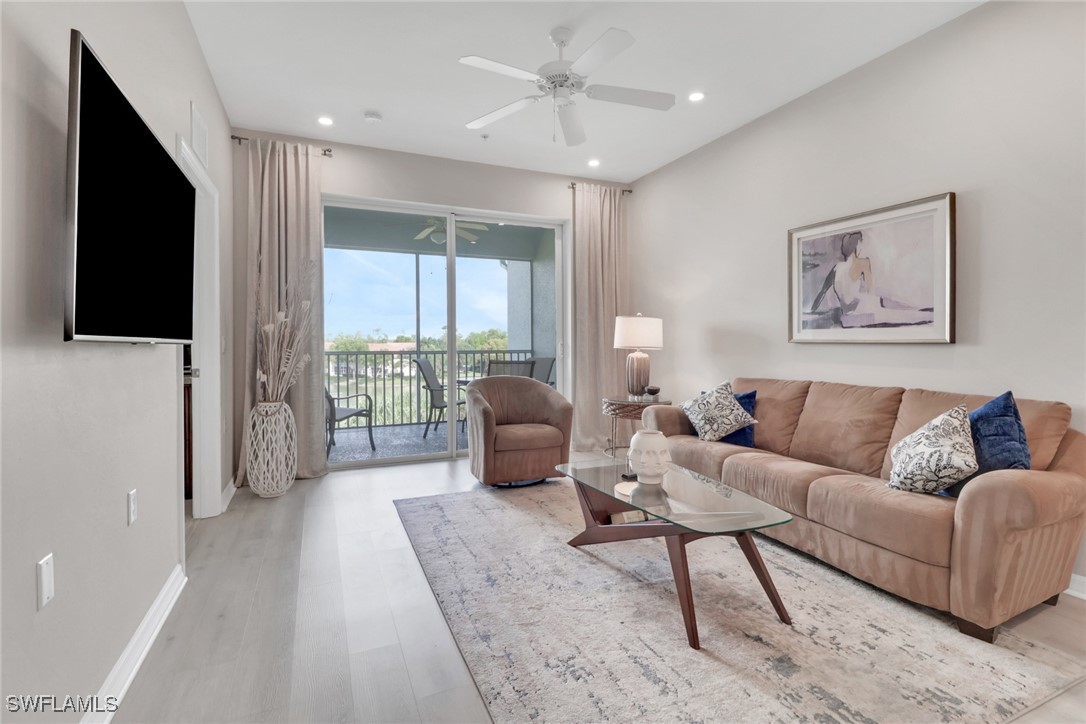 2 Bed Waterfront Home for Sale in Naples, photo 5