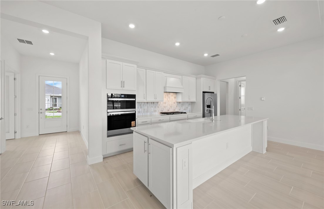 3 Bed Waterfront Home for Sale in Terrawalk, photo 5