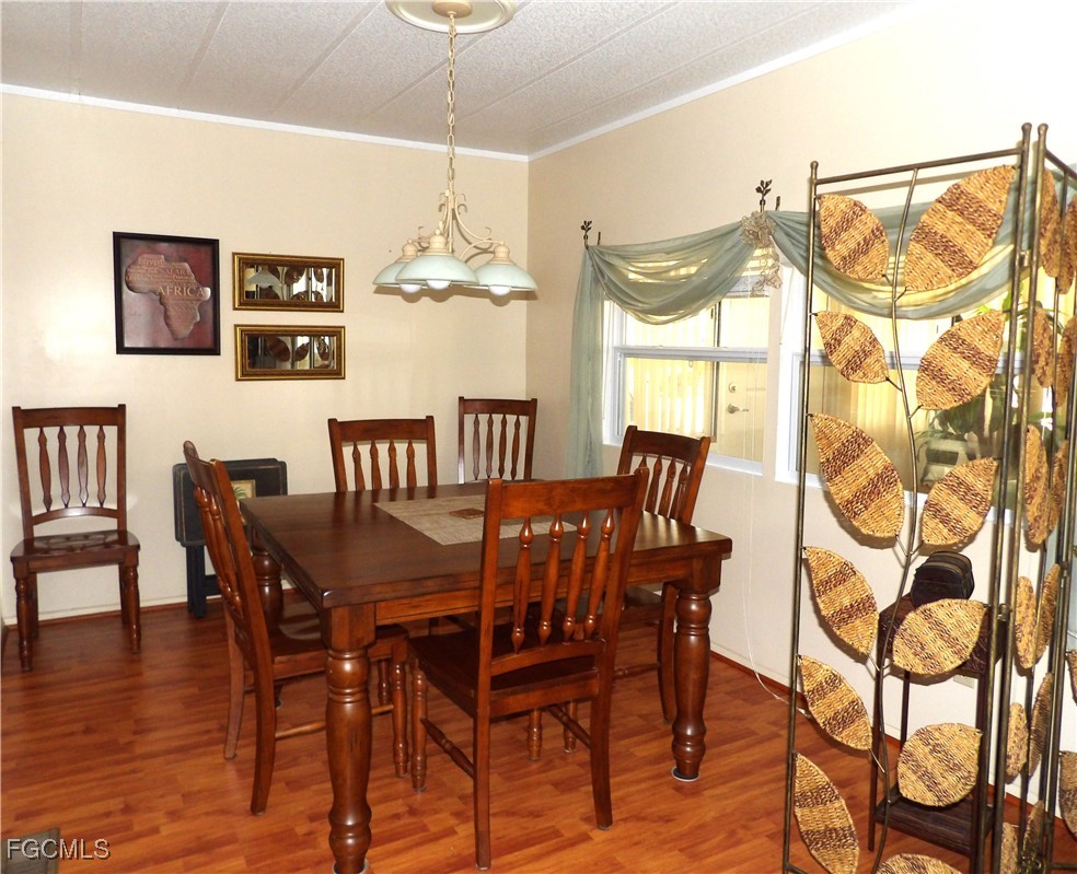 2 Bed ManufacturedHome for Sale in North Fort Myers, photo 5