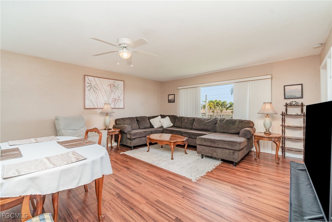 2 Bed Waterfront Home for Sale in Cape Coral, photo 5