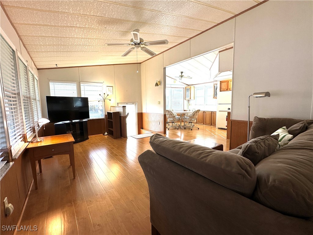 1 Bed ManufacturedHome for Sale in Estero, photo 5