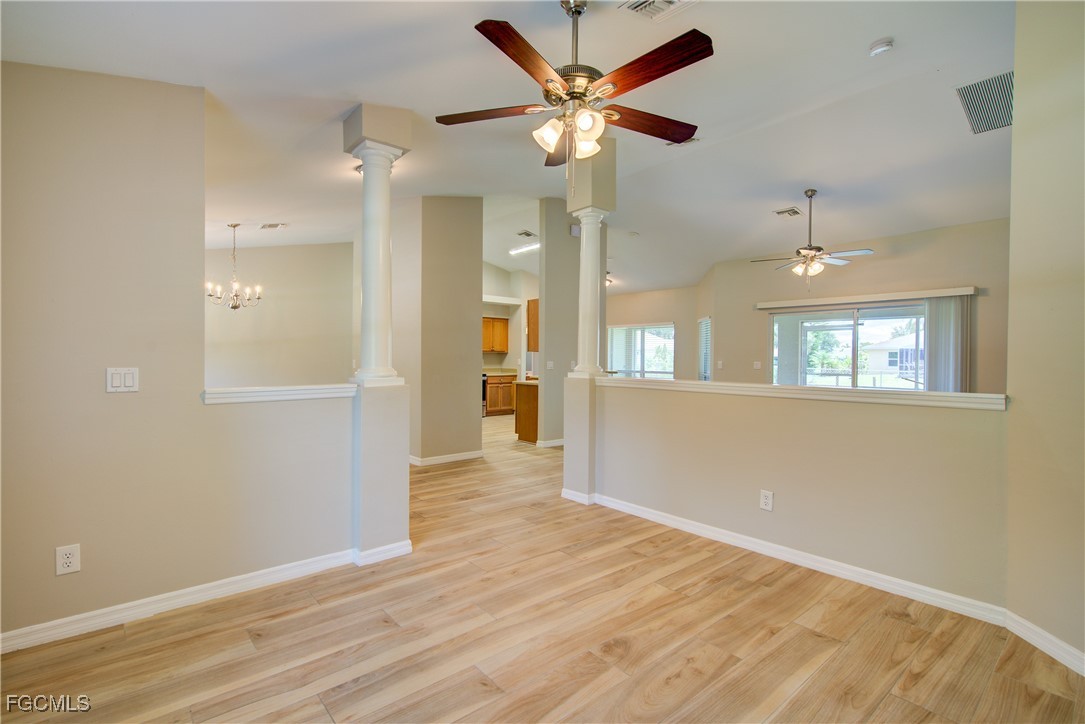 3 Bed Waterfront Home for Sale in Cape Coral, photo 5