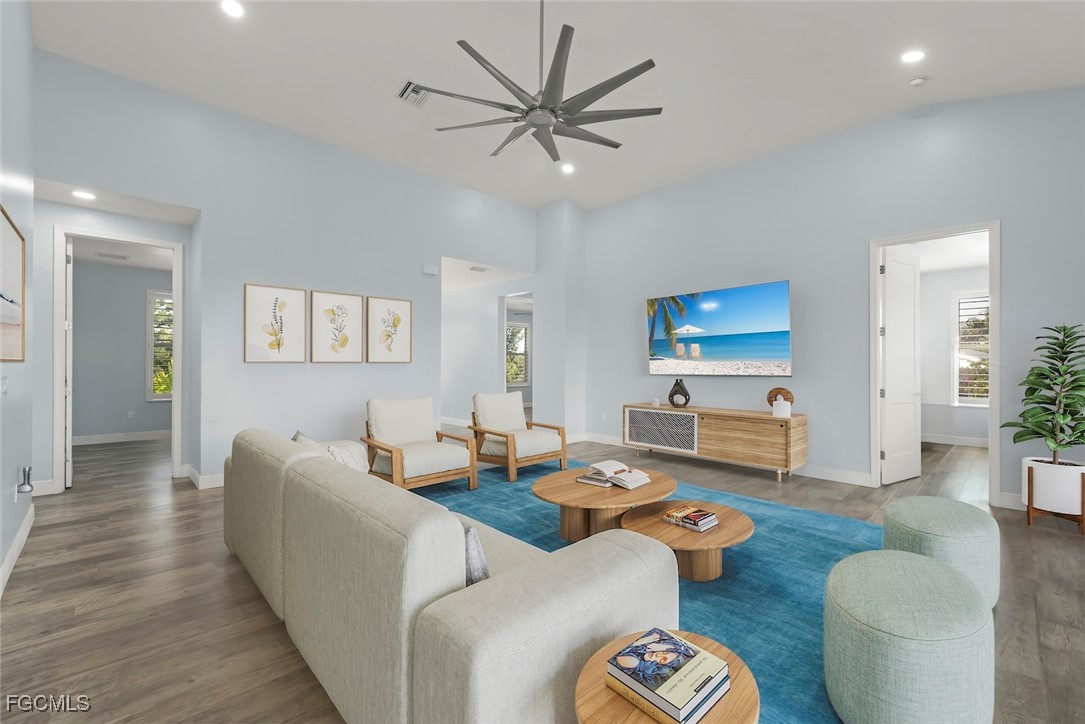 4 Bed Waterfront Home for Sale in Del Sega, photo 5