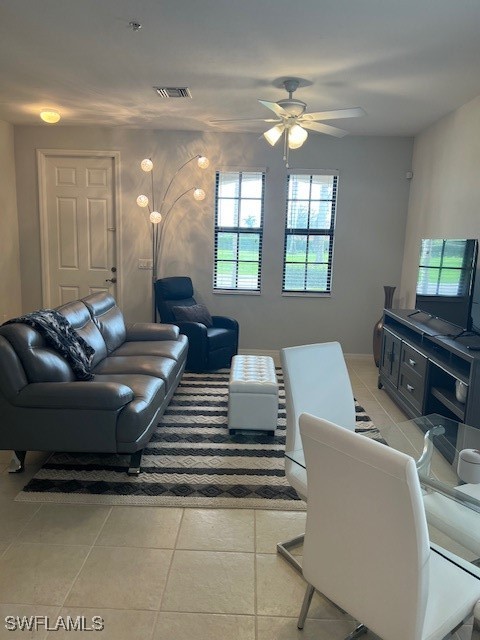 2 Bed Condominium for Sale in Artesia, photo 5