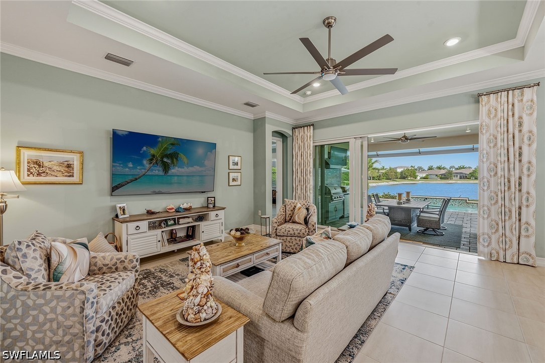 3 Bed Pool Home for Sale in Sutton Cay, photo 5