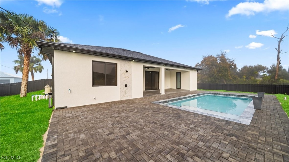 3 Bed Pool Home for Sale in Port Charlotte, photo 5