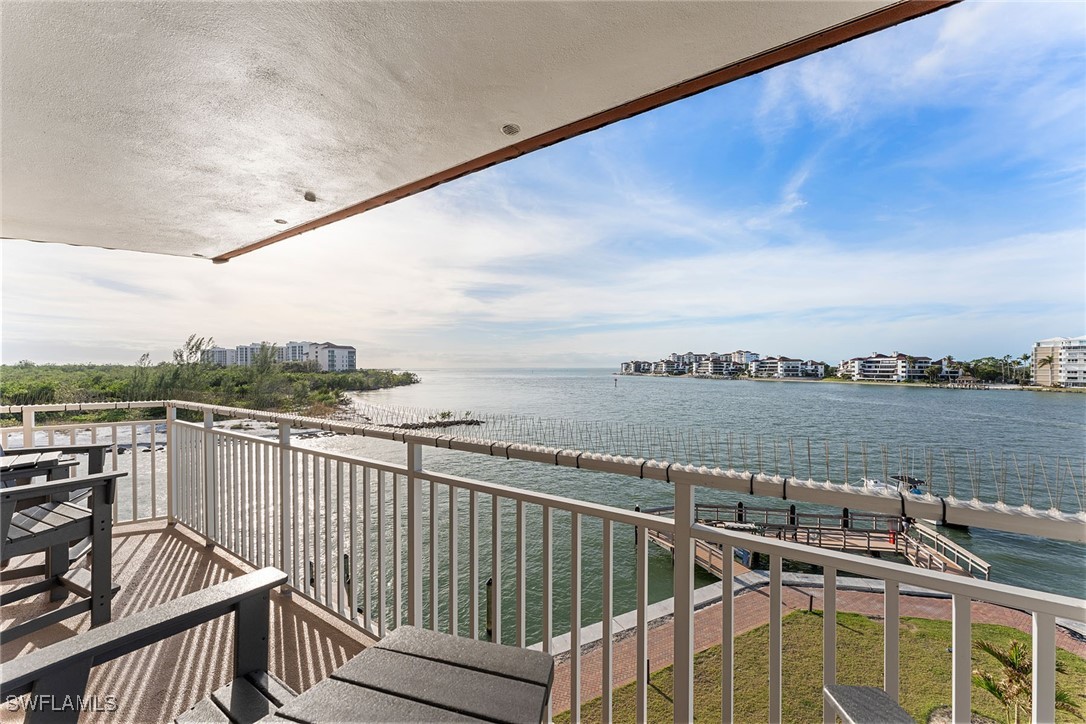 3 Bed Waterfront Home for Sale in Marco Island, photo 5