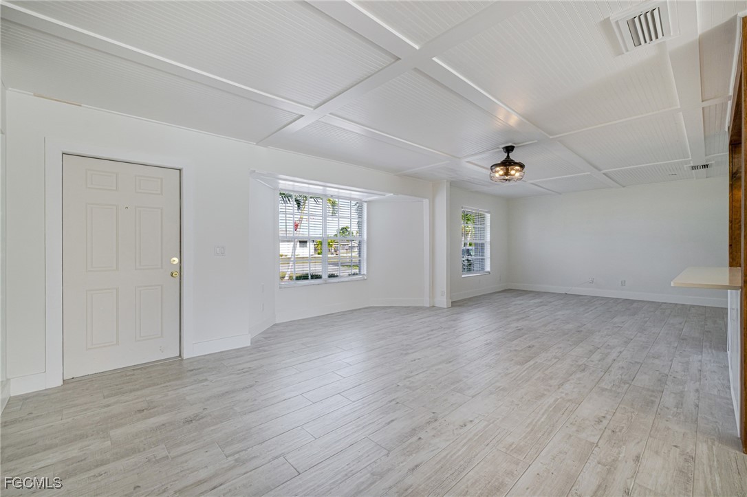 3 Bed Pool Home for Sale in Cape Coral, photo 5